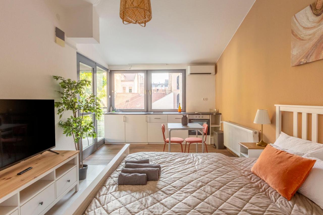 Rustic Central Studios By Lh Budapest Extérieur photo