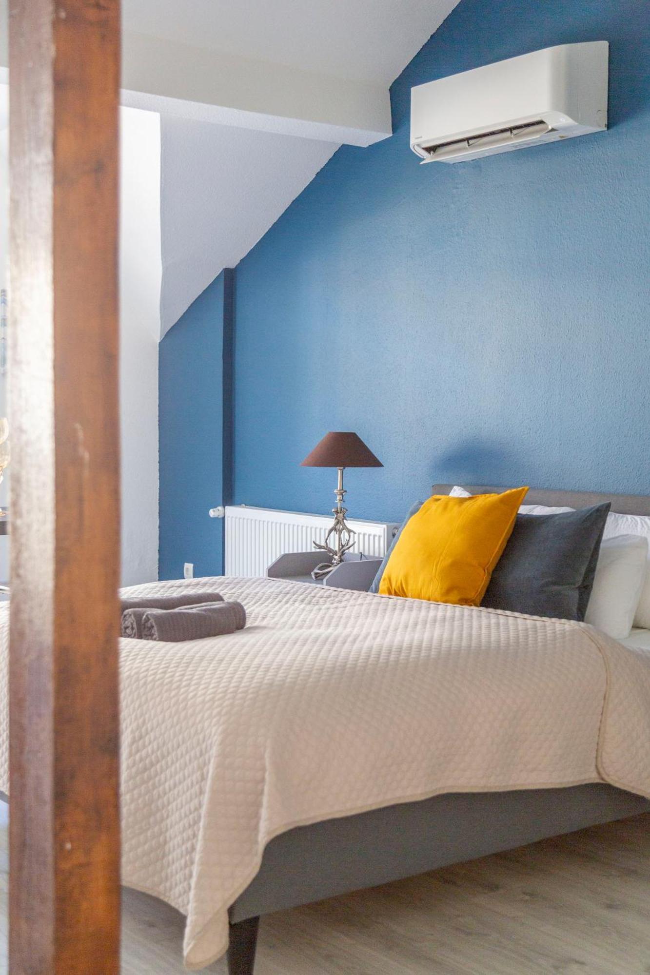 Rustic Central Studios By Lh Budapest Extérieur photo